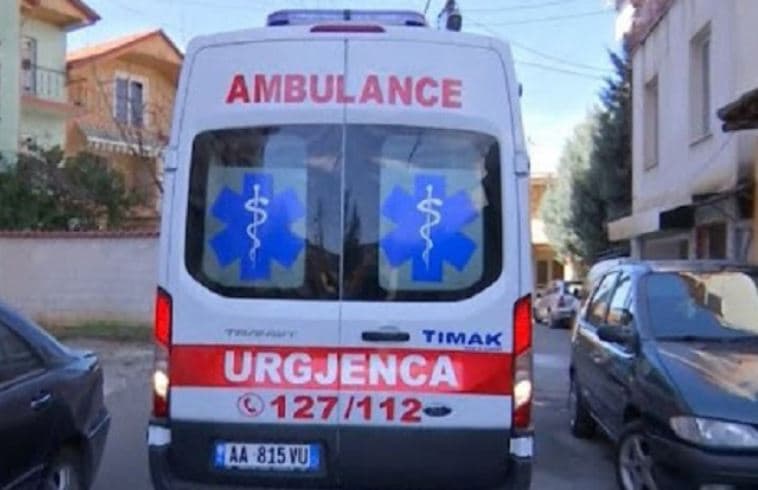 Gramsh/ 63-vjeçari humb jetën nga pickimi i bletës