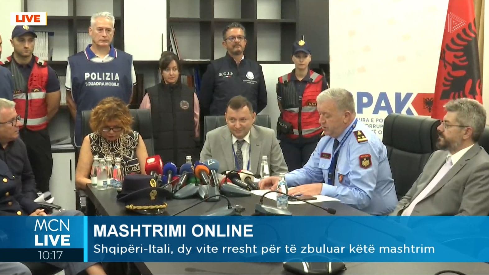 Policia italiane dhe ajo shqiptare operacion kundër tregtimit të rremë online, ekzekutohen 14 urdhra arresti
