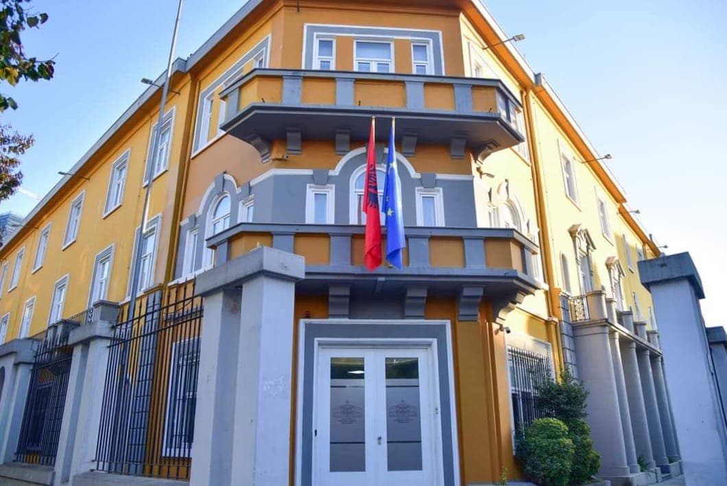 Shpallet thirrja për aplikimet e punonjësve të shërbimit psiko-social, vjen me një risi  
