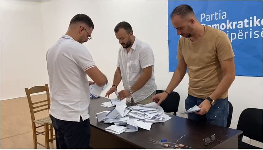 Zgjedhjet për kryetar PD/ Voton gjysma e anëtarësisë, pjesëmarrja në Vlorë vetëm 10%
