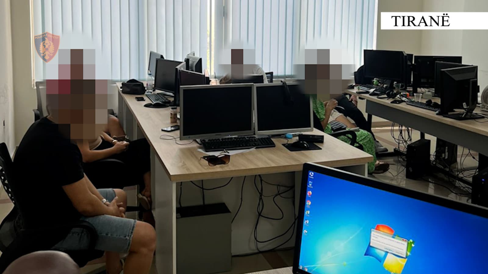 Mashtronin të huajit të investonin në tregje fiktive/ Arrestohen 6 persona, në kërkim administratori i Call Center-it