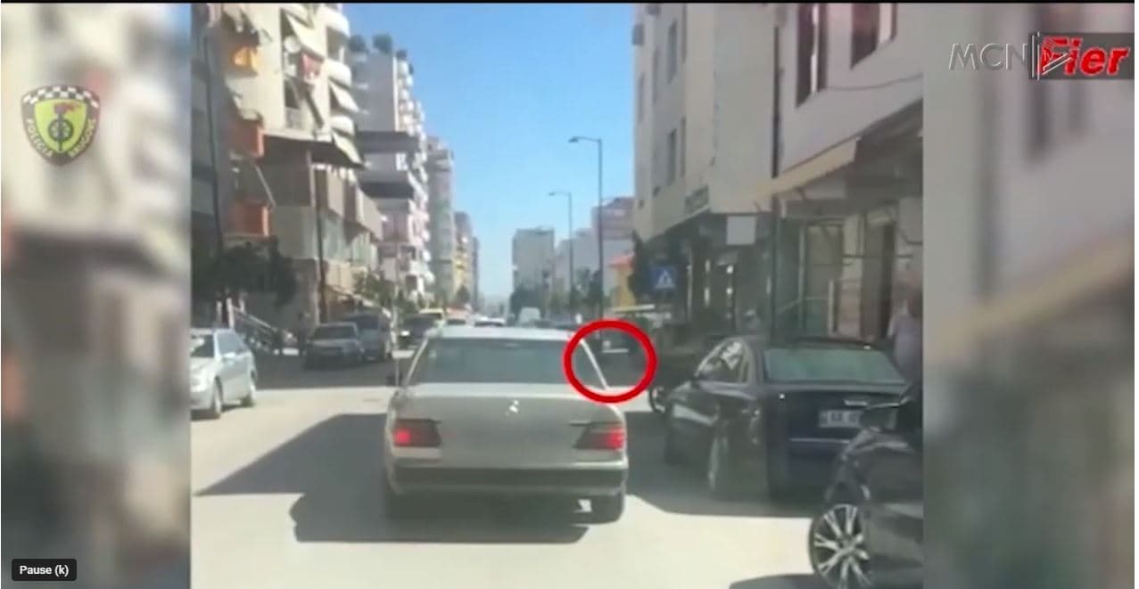Mbeturinat mbushin rrugët. Drejtuesit e automjeteve të pabindur, qytetarët: Të ndëshkohen