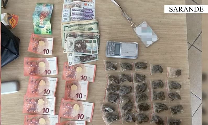 Shpërndante doza kanabisi në zonat bregdetare, arrestohet 28-vjeçari në Sarandë