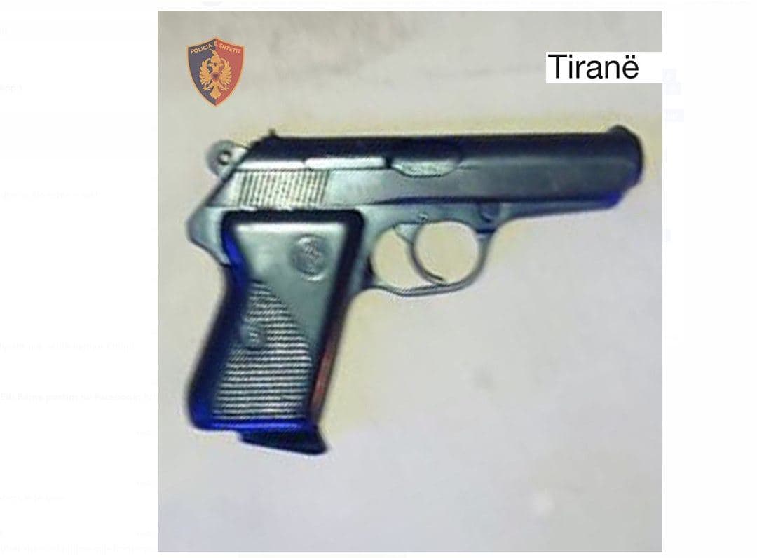 Kapet në flagrancë me armë zjarri 36-vjeçari në Tiranë 