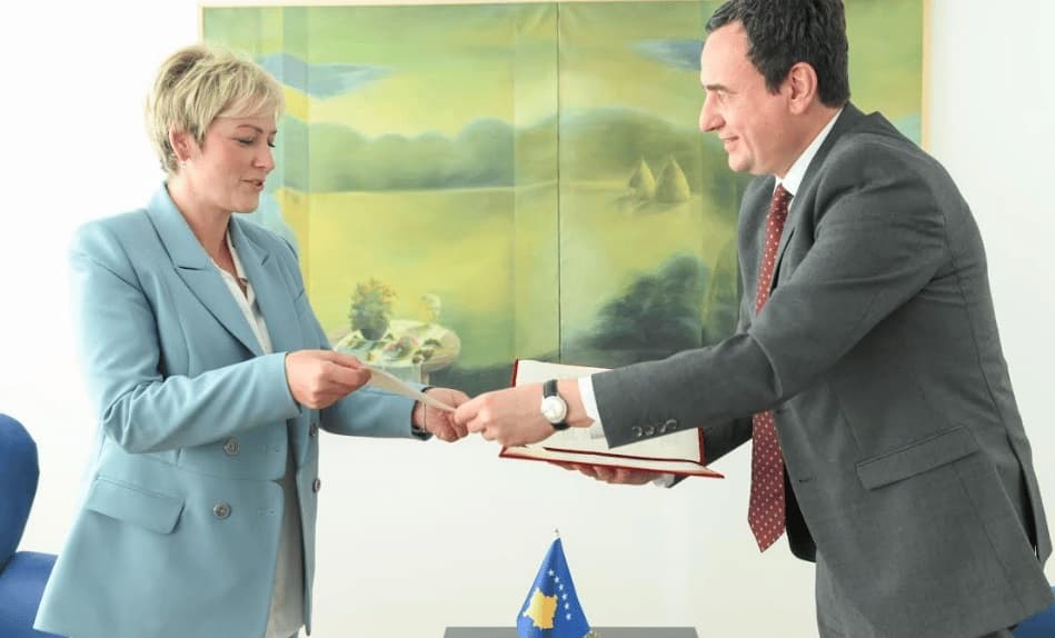 Këshilltarja e Kurtit ndalohet përsëri në kufi: Kjo është Serbia për pakicat kombëtare