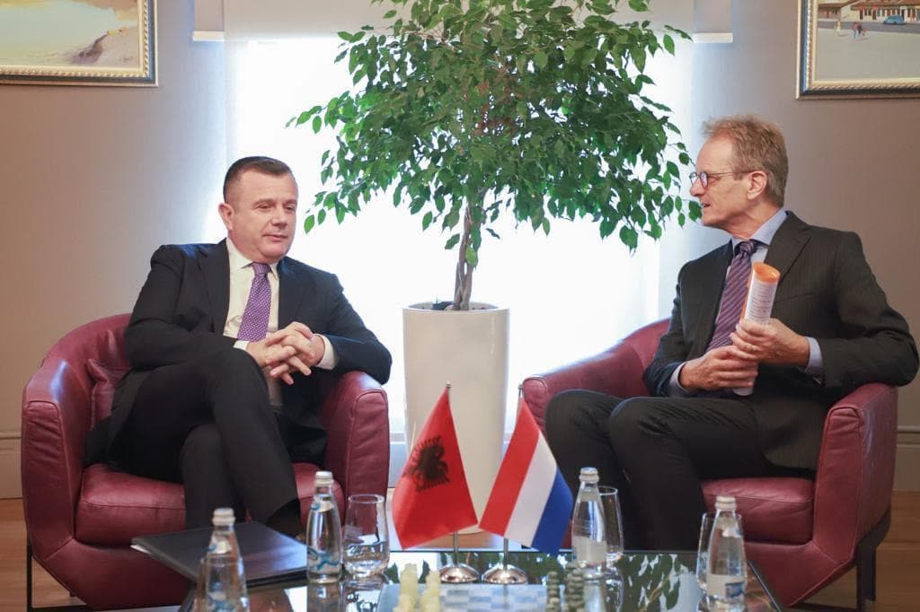 Balla takim me ambasadorin Vos: Bashkëpunimin të ngushtë me agjencitë ligjzbatuese holandeze