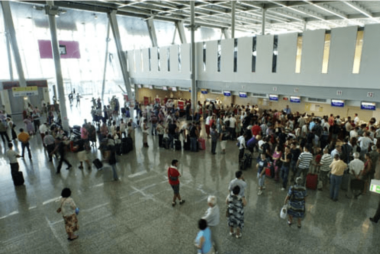 TIA: Nga sot deri më 10 shtator, paraqituni 3 orë para në Rinas për check-in