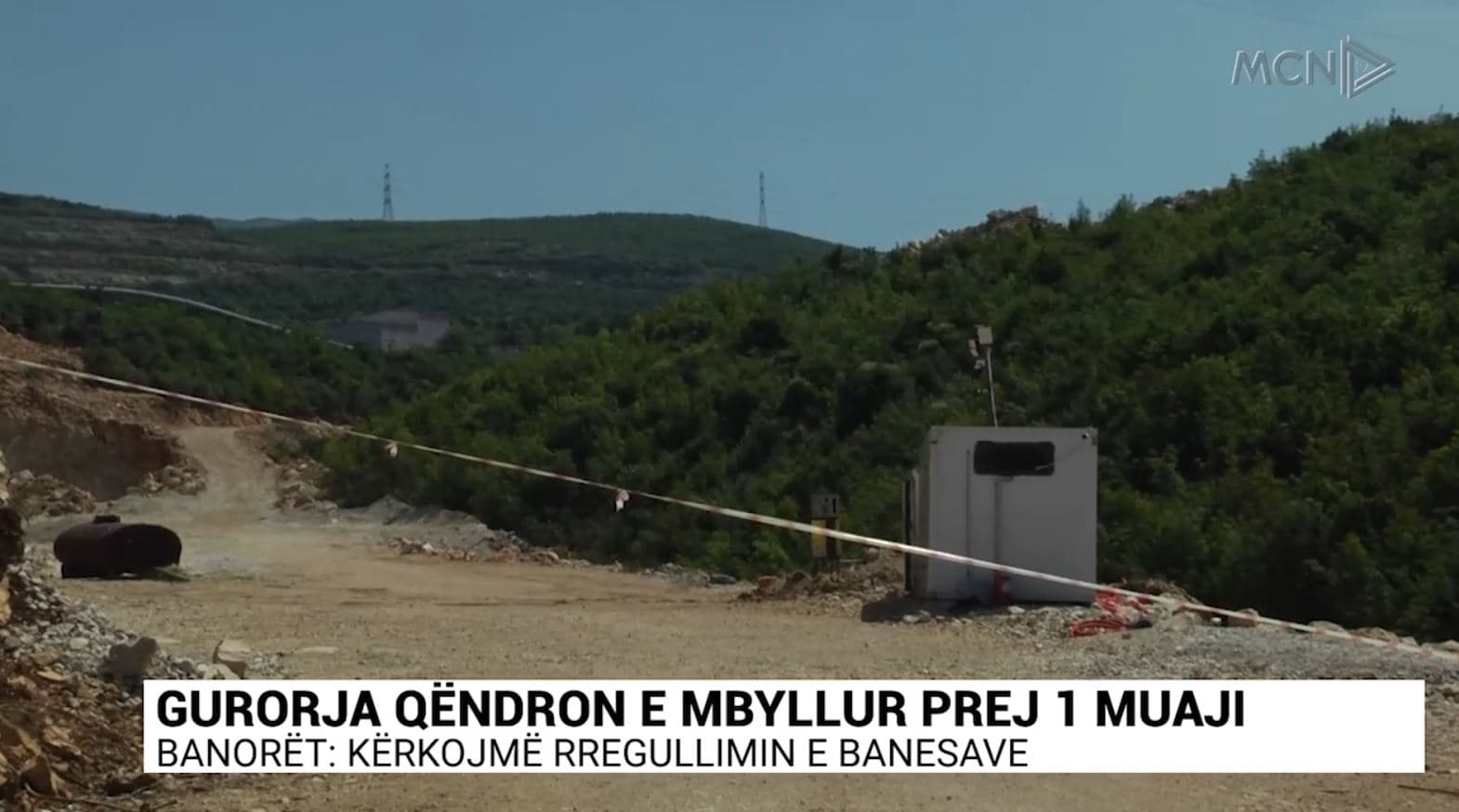 Dhuna ndaj kushërinjve Manja, gurorja e mbyllur prej 1 muaji/ Banorët: Kërkojmë rregullimin e banesave (VIDEO)