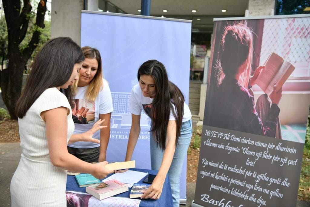    10-18 gusht/ Nisma për gratë dhe vajzat e dënuara “Dhuro një libër, dhuro një çast lirie”