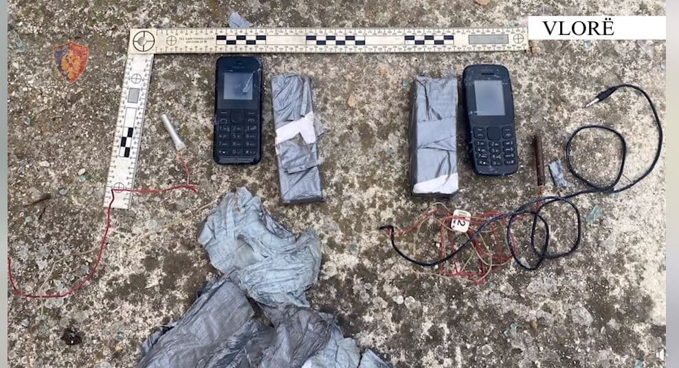 “Arrest me burg” për xhaxha e nip, u kapën me mina me telekomandë/ Dyshohet se do përdoreshin për ekzekutim në Vlorë