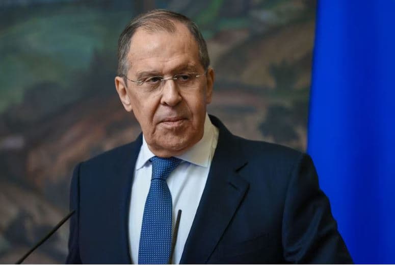 Lavrov: Perëndimi injoron sinjalet për rrezikun e përhapjes së armëve të furnizuara ndaj Ukrainës