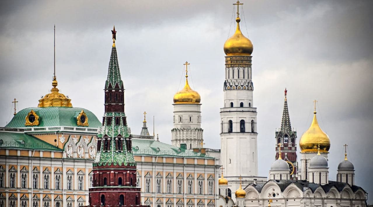 Rusia u ndalon hyrjen në vend 54 gazetarëve dhe ministrave britanikë