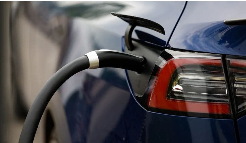 Makinat elektrike po thyejnë rekorde shitjesh