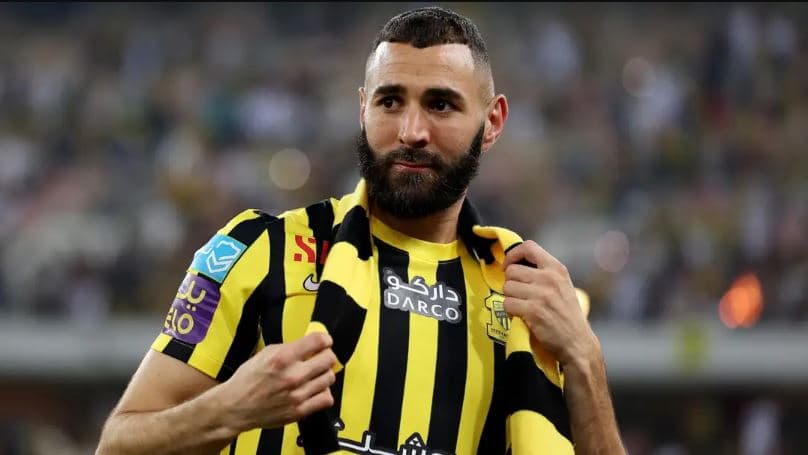 U transferua me bujë në Arabinë Saudite/ Benzema mund të ndryshojë ekip, ankohet trajneri
