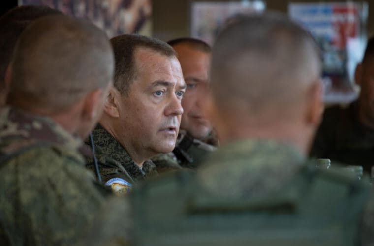 Medvedev: Ukraina mund të zhduket si shtet