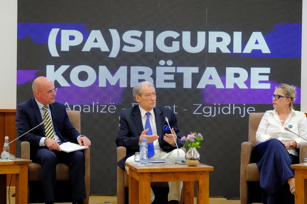       Berisha: Drejtësia është më kriminale se krimi! Amnistuan Beqajn i cili me firmën e tij është përgjegjës për vdekjen e mijëra shqiptarëve