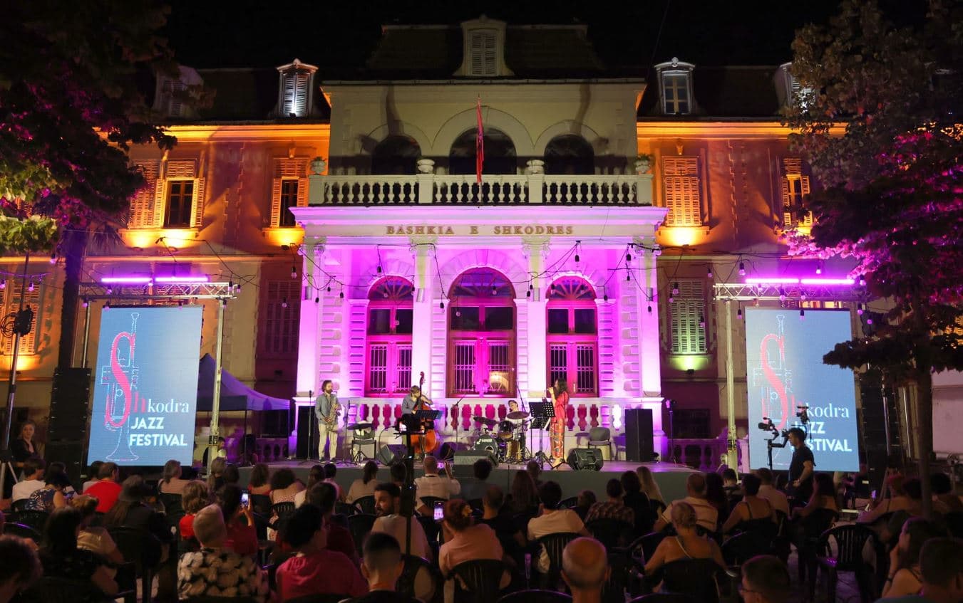  Grupi muzikor vjenez "Znap" dhe këngëtarja Patricia Moreno performojnë në “Shkodra Jazz Festival”