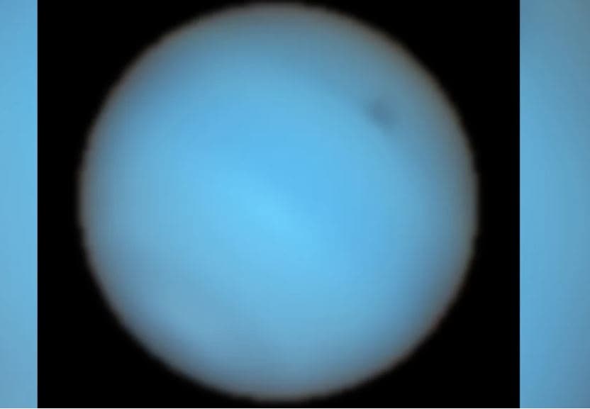 Astronomët zbulojnë pikën e errët misterioze në Neptun