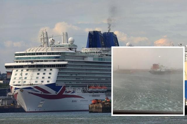 Spanja përfshihet nga një stuhi e fortë, anija turistike britanike përplaset me anijen e mallrave