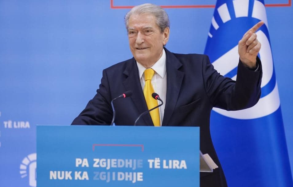 Berisha: Rama dhe Veliaj detyruan institucionet qendrore të paguajnë për djegësin e Tiranës
