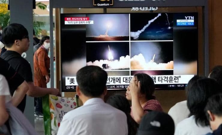 Koreja e Veriut lëshon raketa lundrimi në Detin e Verdhë