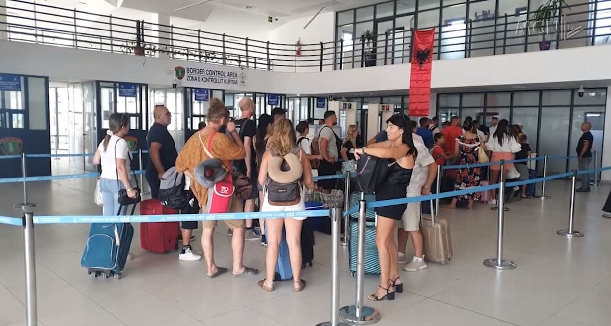 Gushti, muaji me më shumë pasagjerë në port. Vlorë, Skëndaj: Punuam me sportele të shtuara
