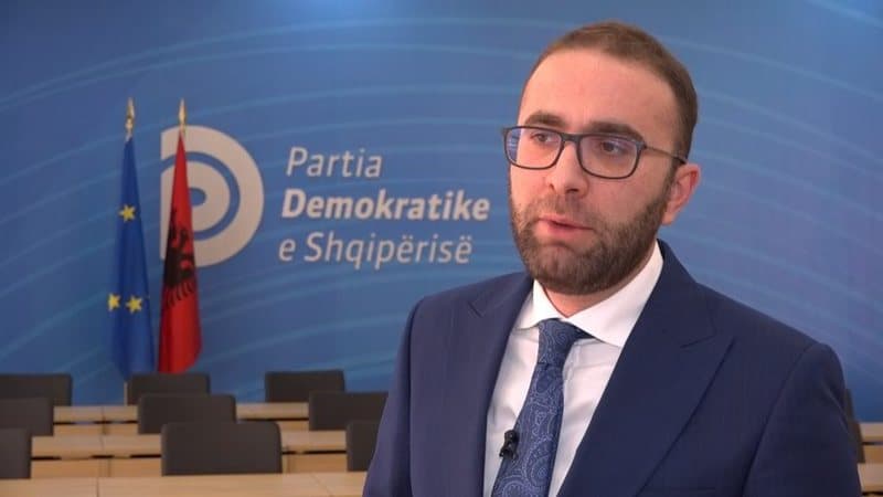 Ndryshimet në qeveri, Bardhi: Makiazh për fytyrën e kalbur nga korrupsioni të Ramës