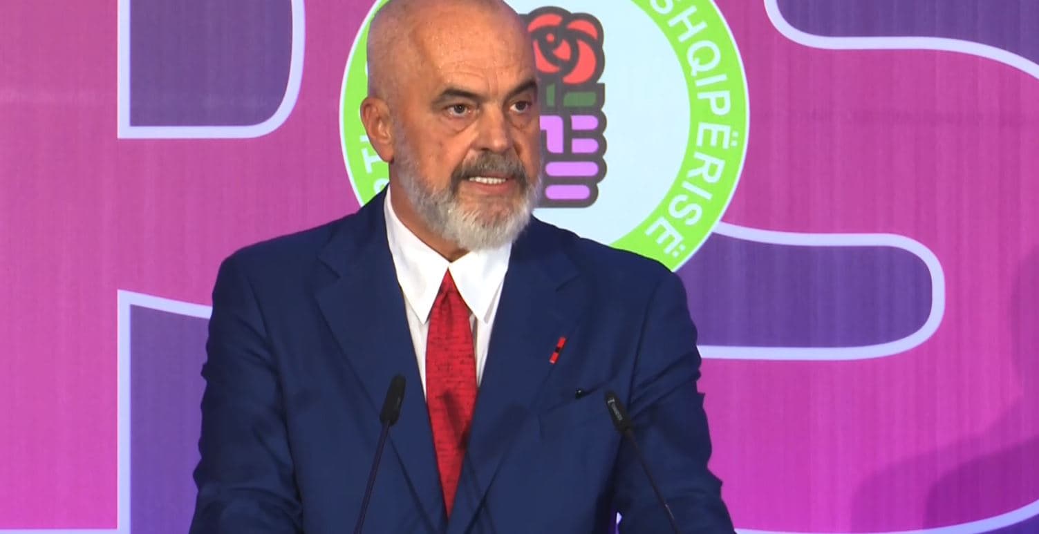 Rama: Nuk ia fshij askujt bajgën e korrupsionit nga fytyra me dorën e partisë