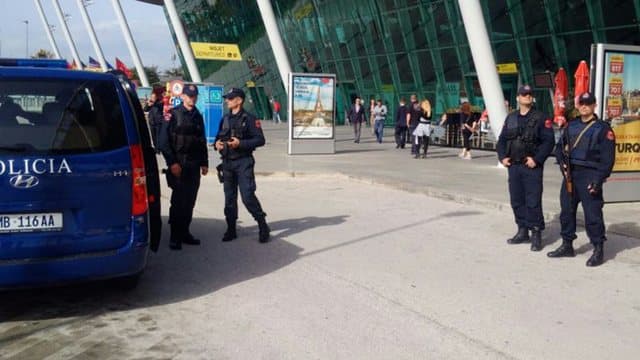 Arrestohet në Rinas i dyshuari për përfshirje në veprimtari kriminale