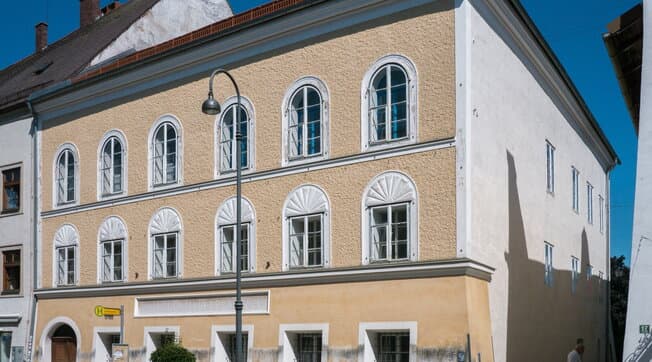 Vendlindja e Hitlerit në Austri do të bëhet stacion policie, nisin polemikat