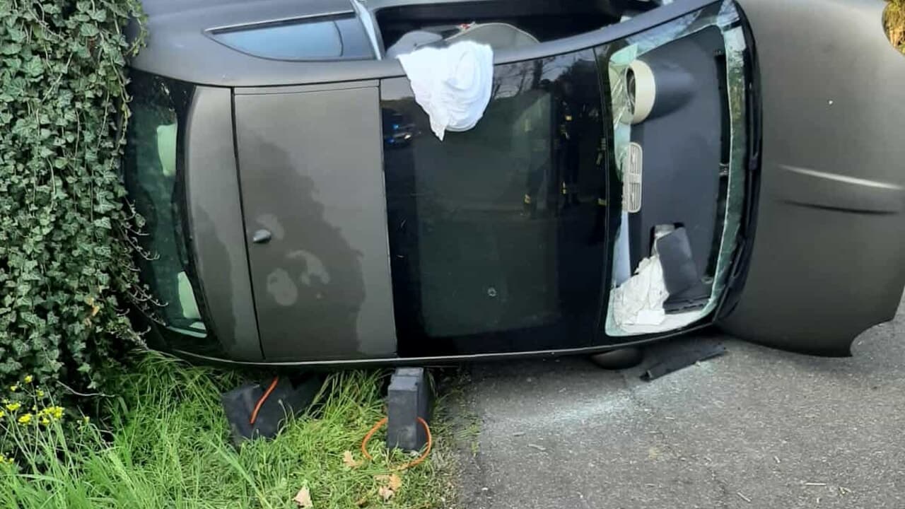 Del makina nga rruga, plagosen 4 persona në Bulqizë