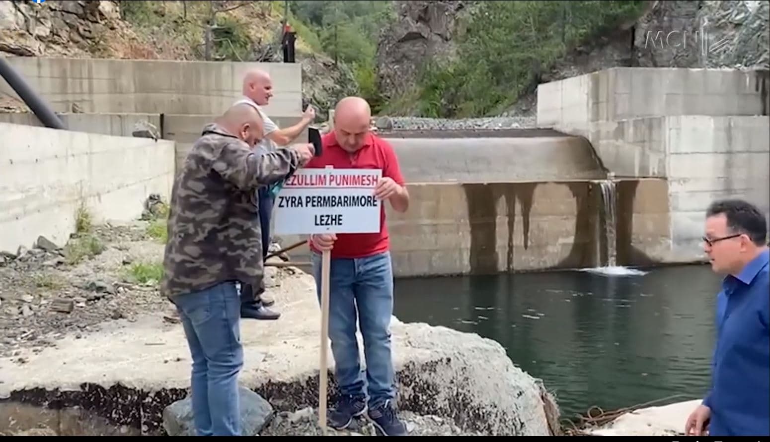 S’ka HEC dhe fabrikë uji në Mirditë/ Banorët e tre fshatrave fitojnë betejën ligjore (VIDEO)