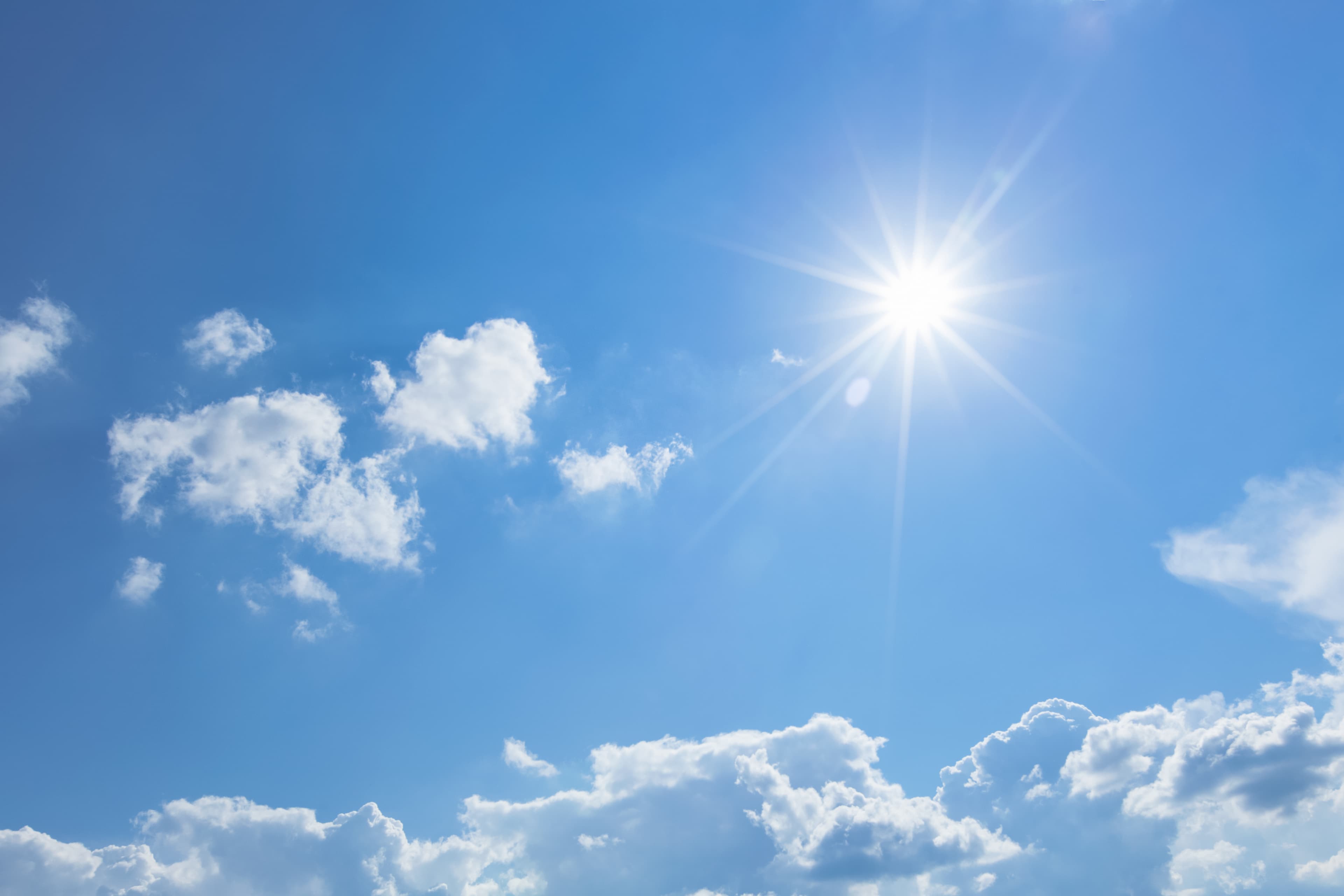 Parashikimi i motit për ditën e sotme/ Temperaturat deri në 35 gradë
