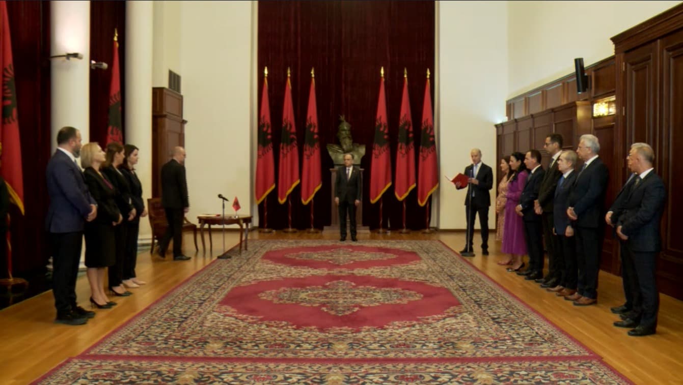 Betohen te Presidenti ministrat e rinj të qeverisë Rama