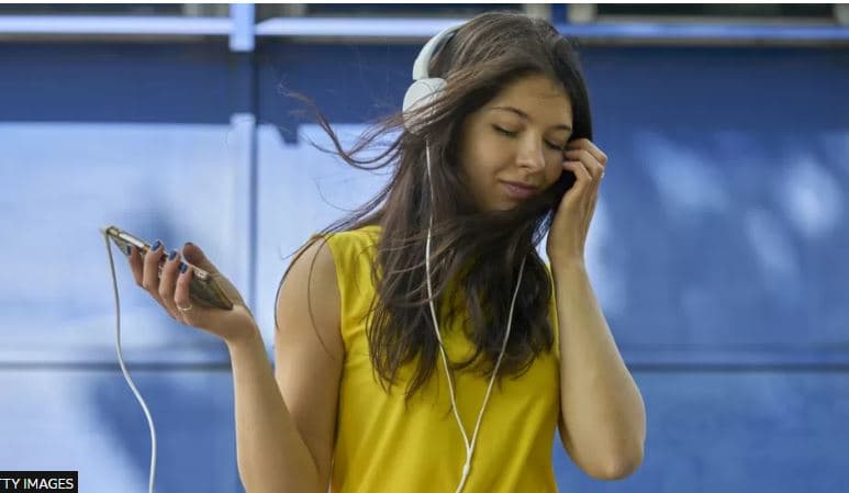Spotify mohon se mashtrimi 30 sekonda mund t'ju bëjë të pasur