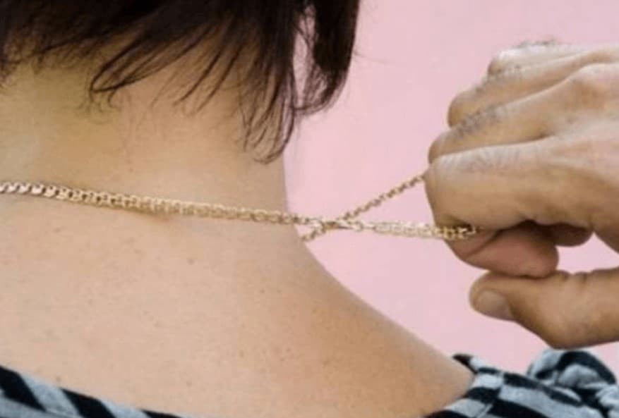 I morën me dhunë varësen të miturit, arrestohen dy të rinj në Tiranë