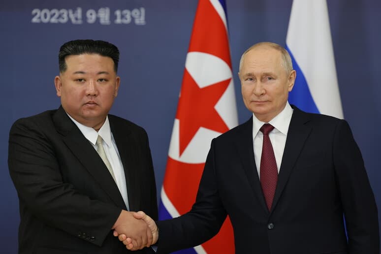 Putin pranon ftesën e Kim Jong-un për të vizituar Korenë e Veriut