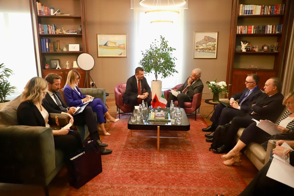 Balla me homologun italian: Forcim bashkëpunimit kundër krimit dhe trafikut të drogës 