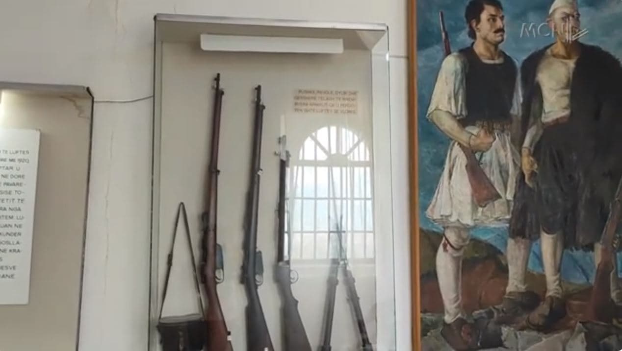  5 mijë turistë vizituan Muzeun e Armëve në Gjirokastër (VIDEO)