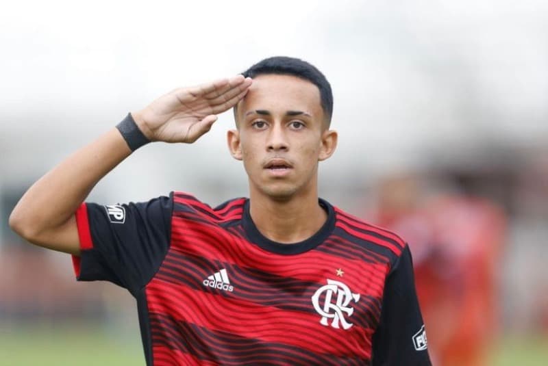 Barcelona ‘’ peshkon ‘’ tek Flamengo
