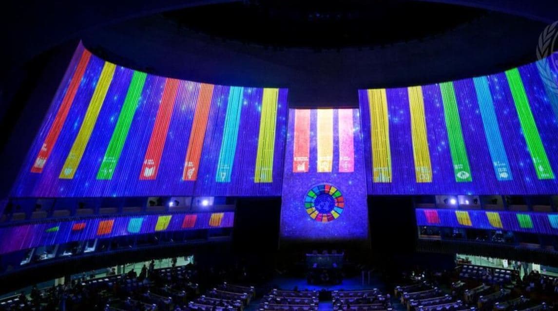 Erdogan i krahason dekorimet e OKB-së me "ngjyrat LGBTQ"