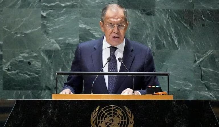 Lavrov: Rusia është gati për negociata, por jo për armëpushim
