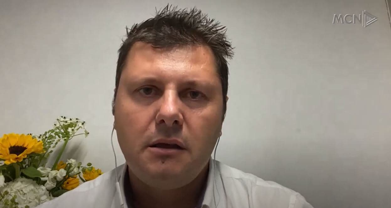 Vijojnë sulmet ndaj institucioneve shqiptare/ Ekspertët: Shkak, deklaratat e Ramës në OKB dhe situata në veri (VIDEO)