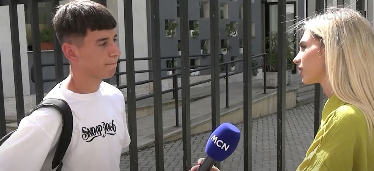 Të orientuar drejt arsimit profesional/Adoleshenti: Punësim i sigurt, jo vetëm këtu por edhe jashtë (VIDEO)