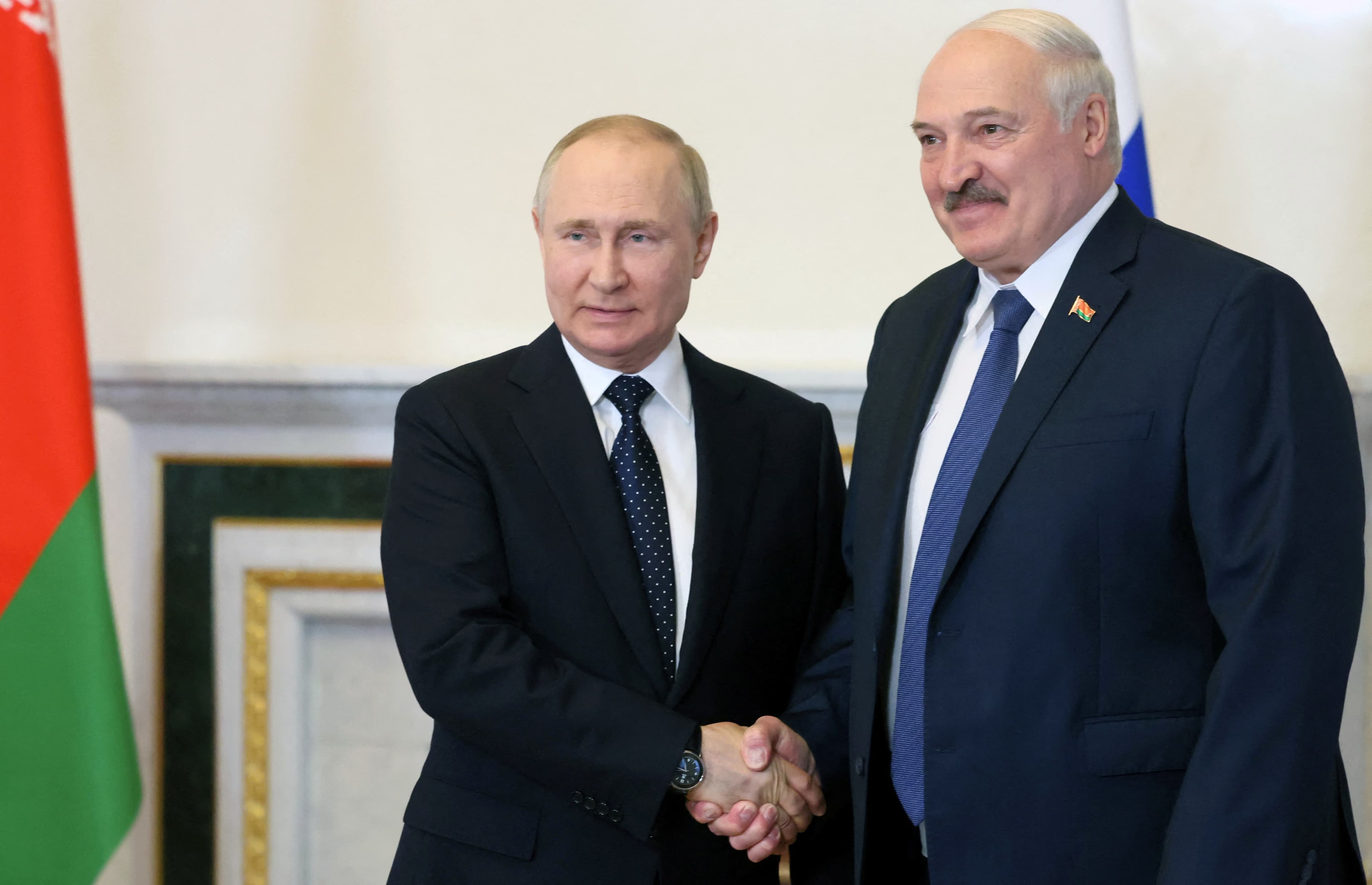 Lukashenko takohet me Putin më 15 tetor në Kirgistan