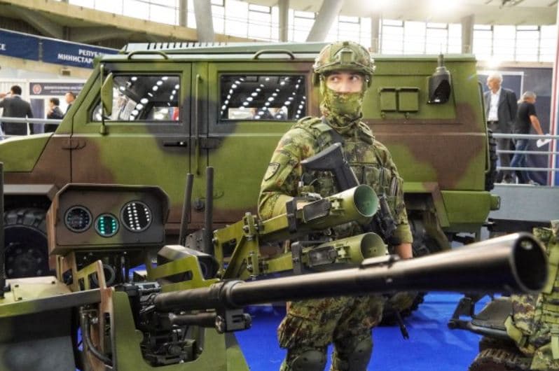 Serbia paralajmëron: Do firmosim kontratën për një blerje rekord armësh për ushtrinë 