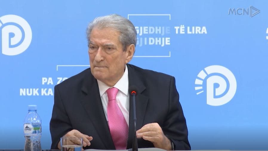 Berisha thirrje ndërkombëtarëve: Rama e Vuçiç planifikojnë ndarjen e Kosovës