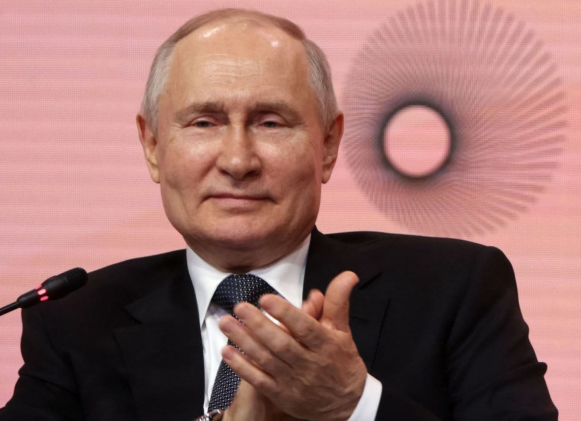 1 vit nga referendumi në 4 rajonet e Ukrainës/ Putin: Ata zgjodhën të qëndrojnë me atdheun e tyre