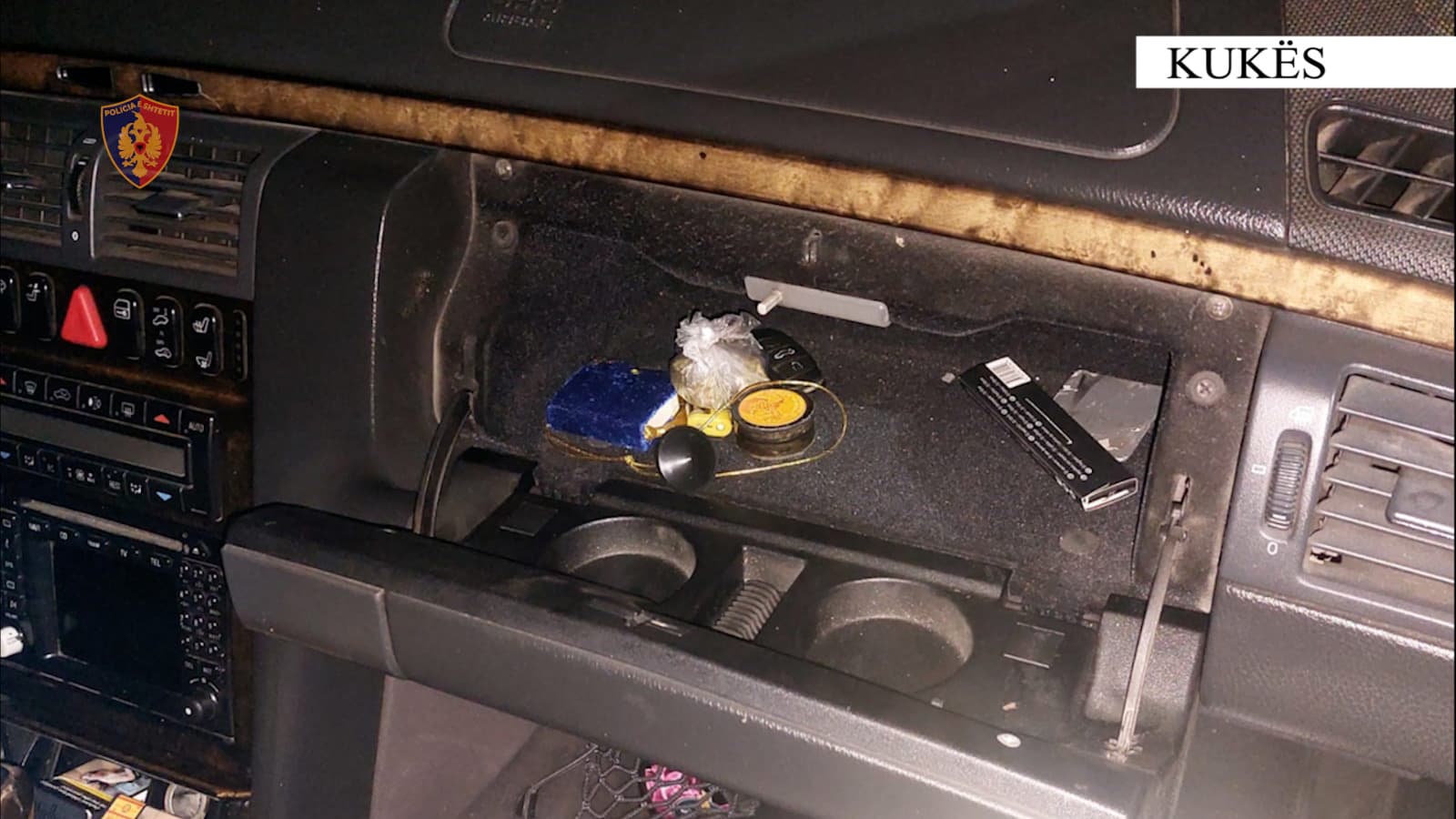 I riu në Kukës thyen arrestin e shtëpisë, kapet me kanabis dhe shkop bejsbolli