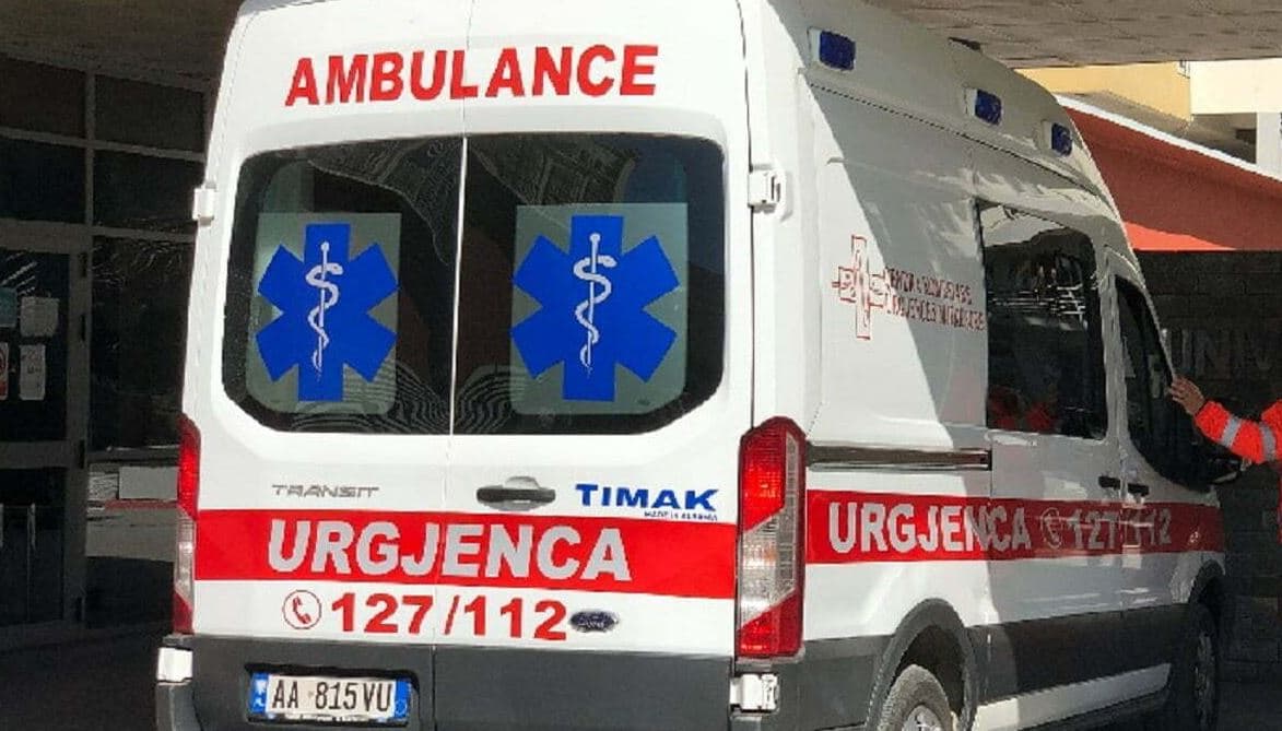 Ishte denoncuar i humbur nga familjarët, gjendet i pajetë i moshuari në Dajt